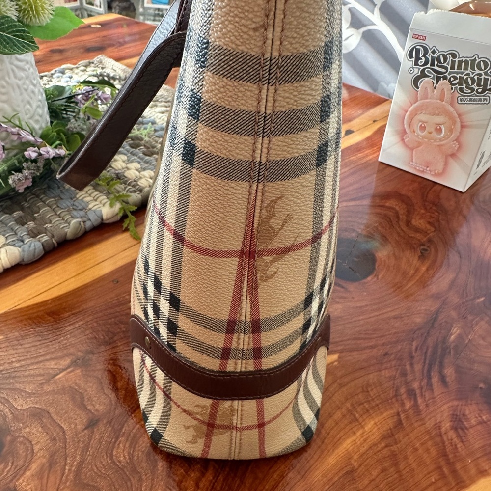 Burberry Beige and Brown Plaid Women's Bag - Picture 4 of 9